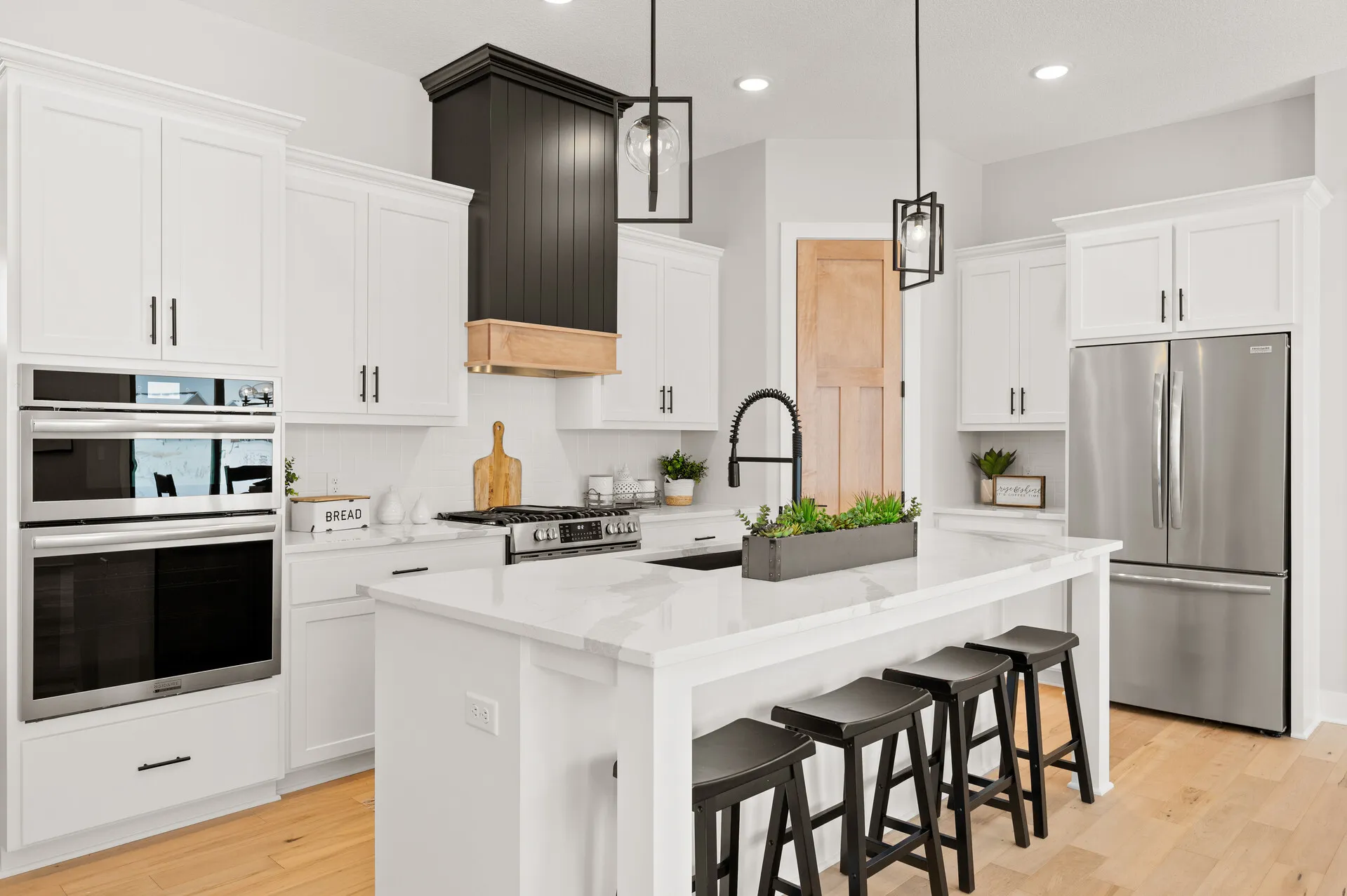 Complete Your Project with Cabinets and Countertops